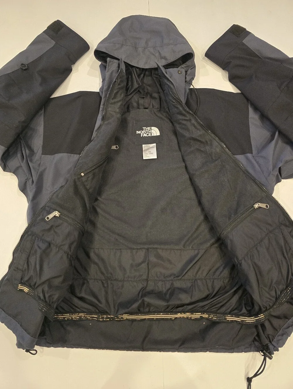 The North Face Men's Hooded Ski Jacket - Slate Blue & Black Gore-Tex